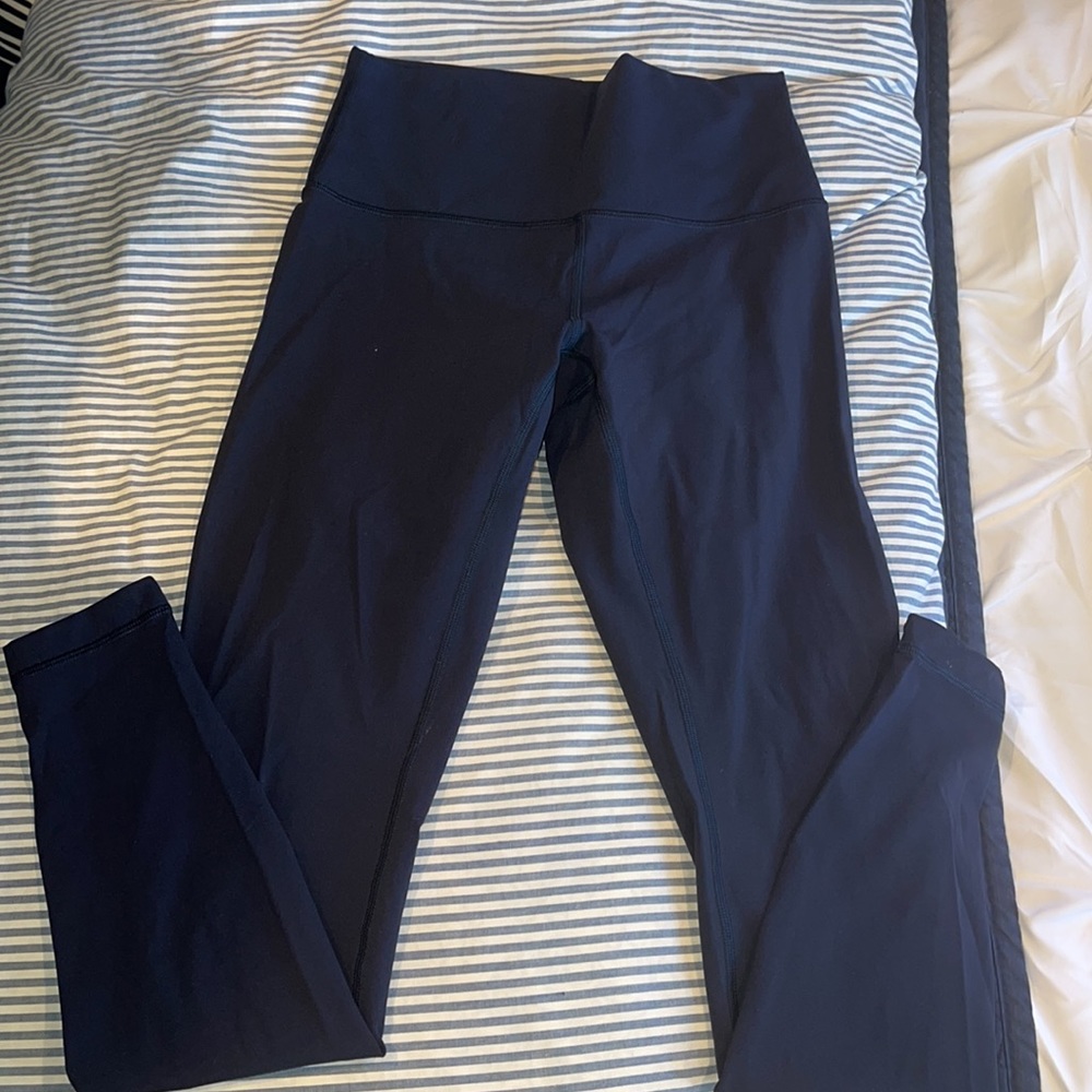 Lululemon - Wunder Under Brushed Luxtreme - Size 6 - EXCELLENT condition - Picture 7 of 8